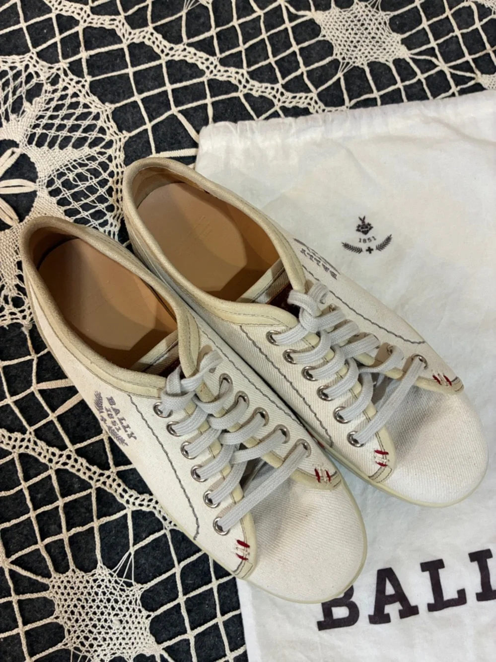 Bally 1851 Cream Canvas Low-Top Sneakers with Subtle Tan Trim, 6.5 - Picture 6 of 7